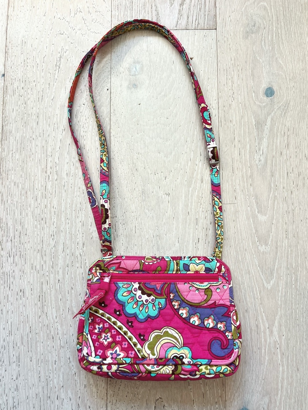 2008 Vintage Vera Bradley | Pink Paisley Crossbody Bag